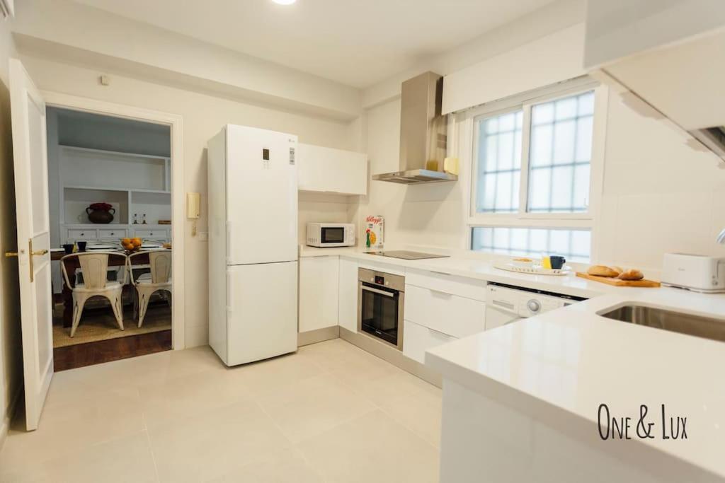 O&l Aire - Spacious And Bright In The Heart Of Appartement Sevilla